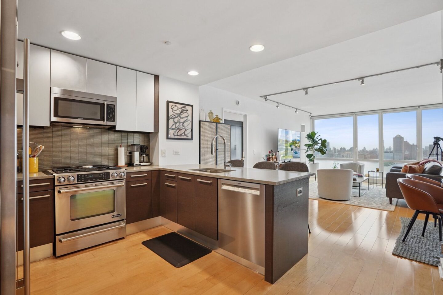 2 2nd St Unit 3103 Crystal Point Condo For Sale Jersey City 12