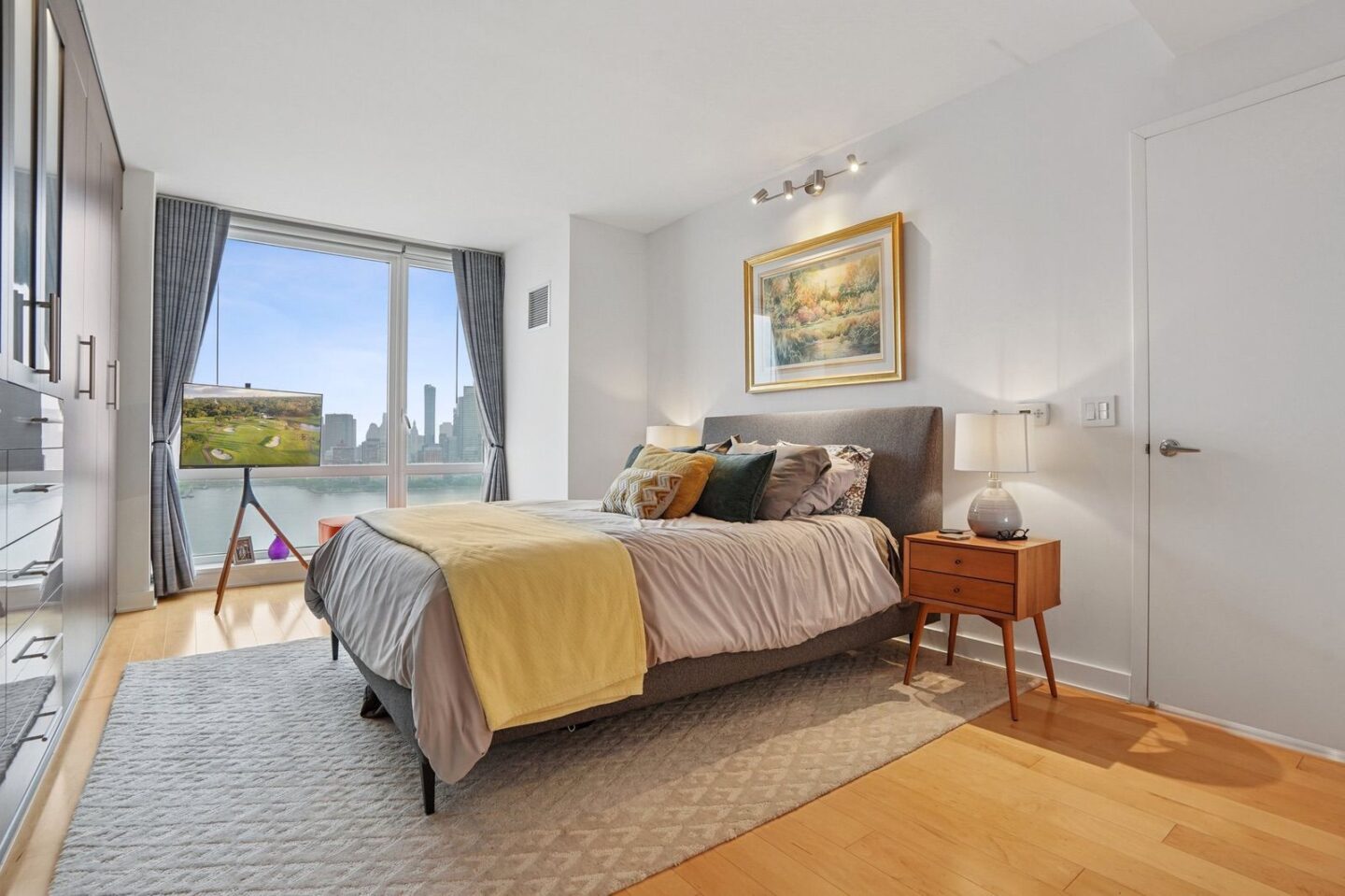 2 2nd St Unit 3103 Crystal Point Condo For Sale Jersey City 6