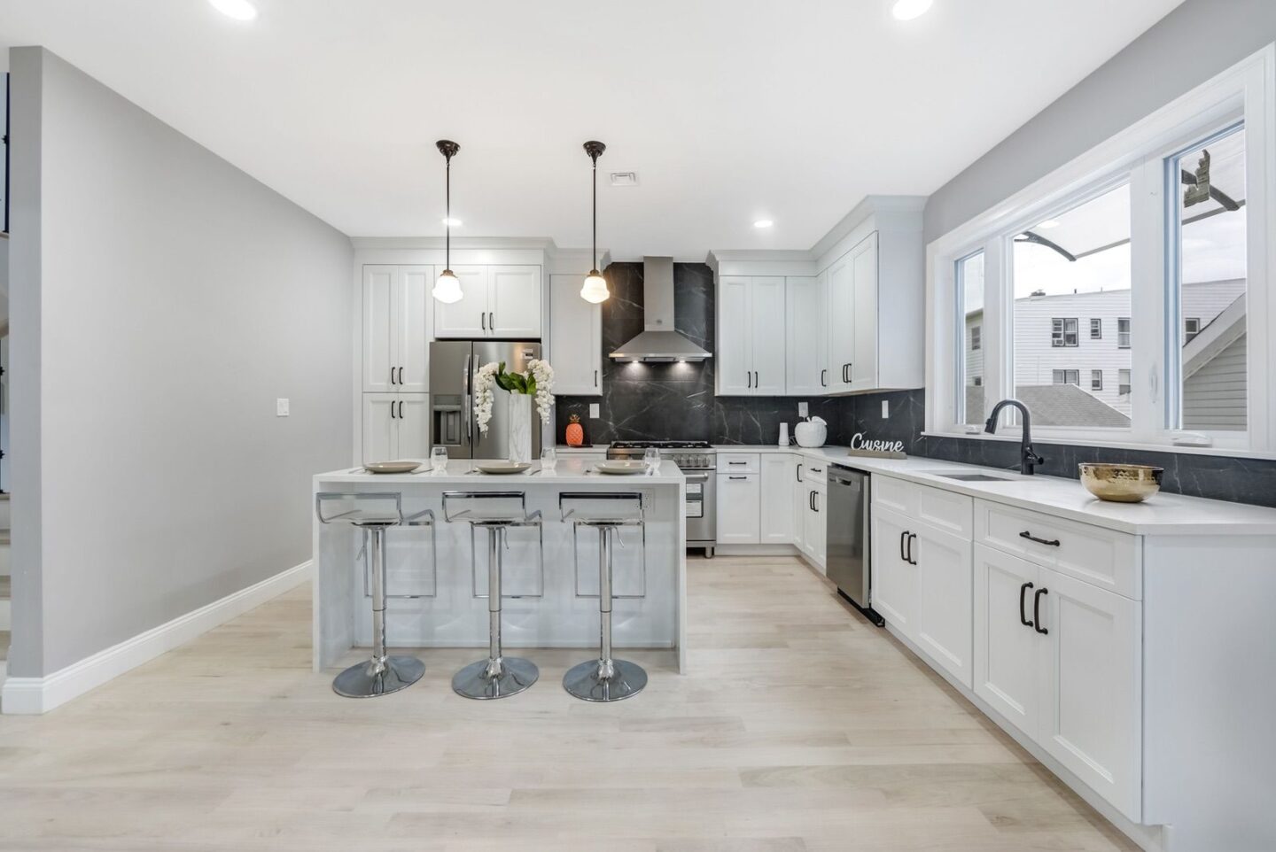 22 W 36th St Bayonne 11