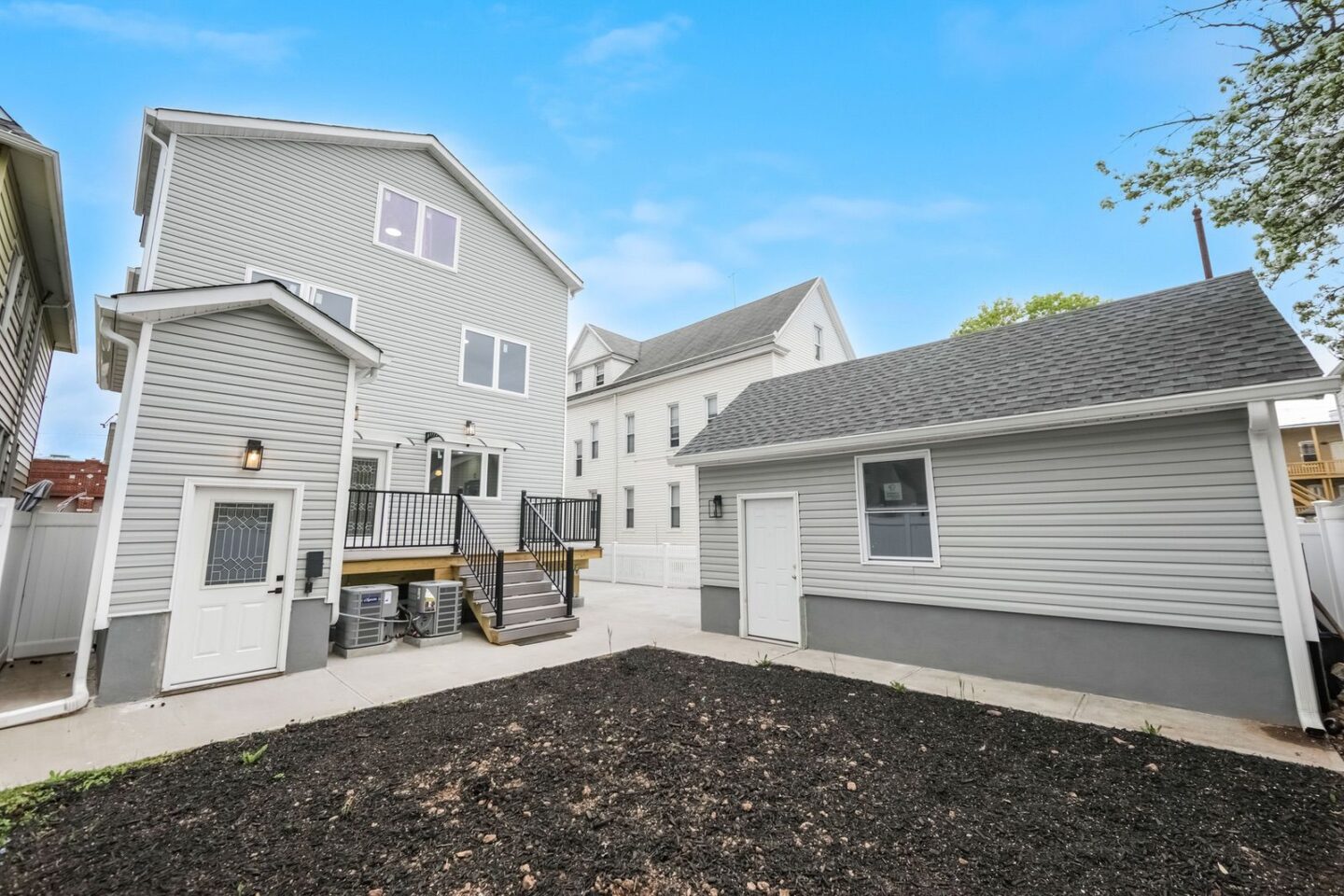 22 W 36th St Bayonne 34
