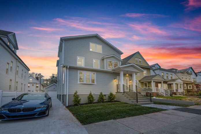 22 W 36th St Bayonne 37