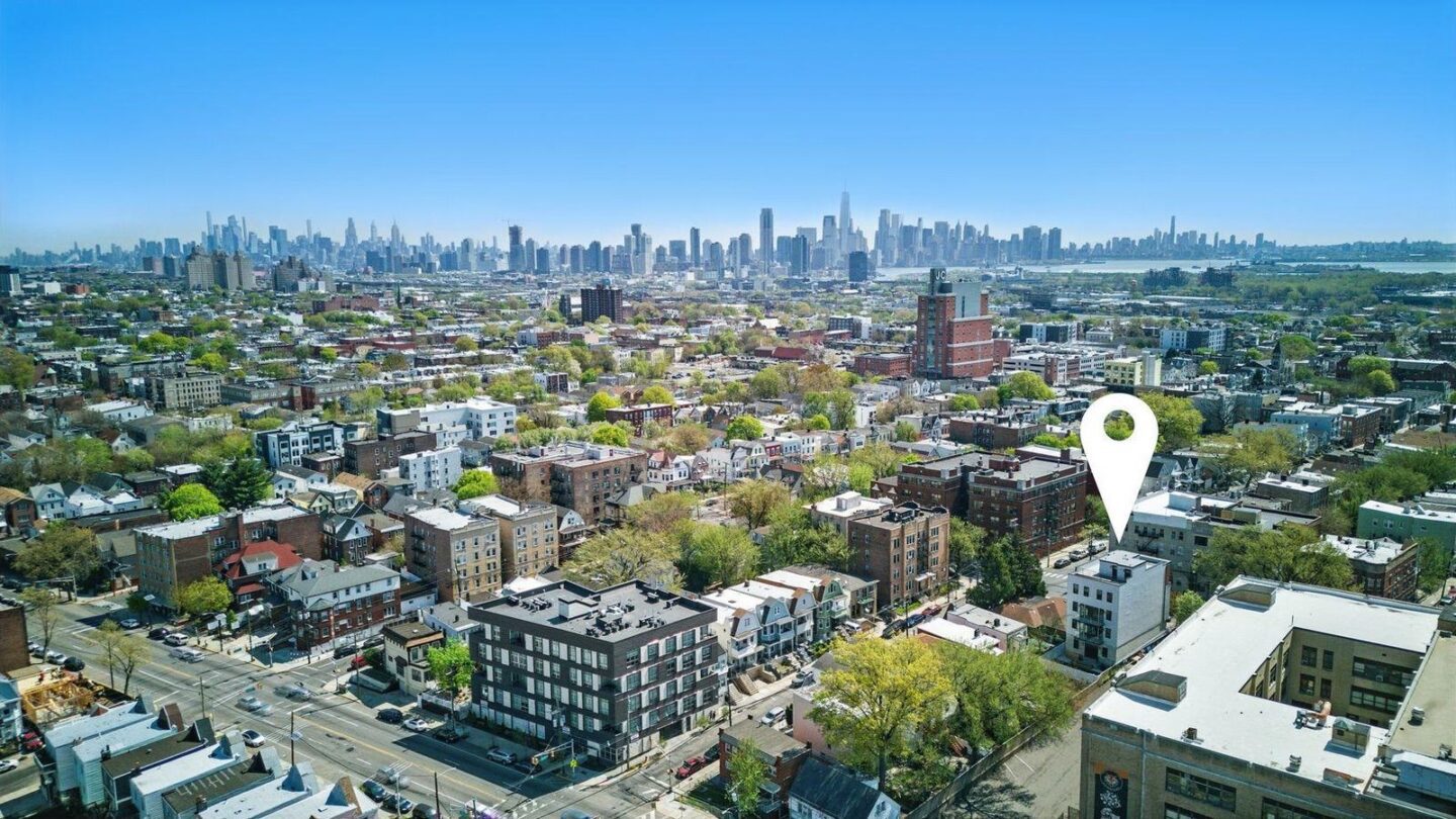 849 Bergen Ave Unit 2 Jersey City Condo For Sale 48