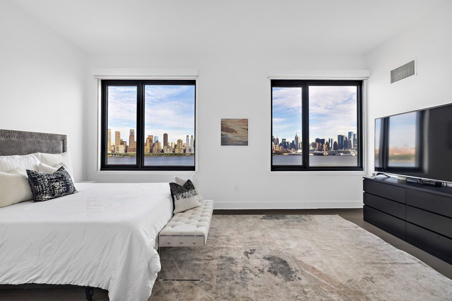9 Avenue Port Imperial 1207 West New York 12