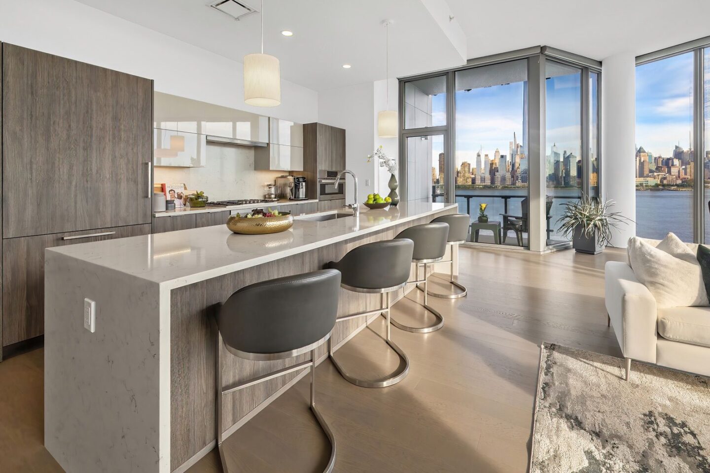 9 Avenue Port Imperial 1207 West New York 16