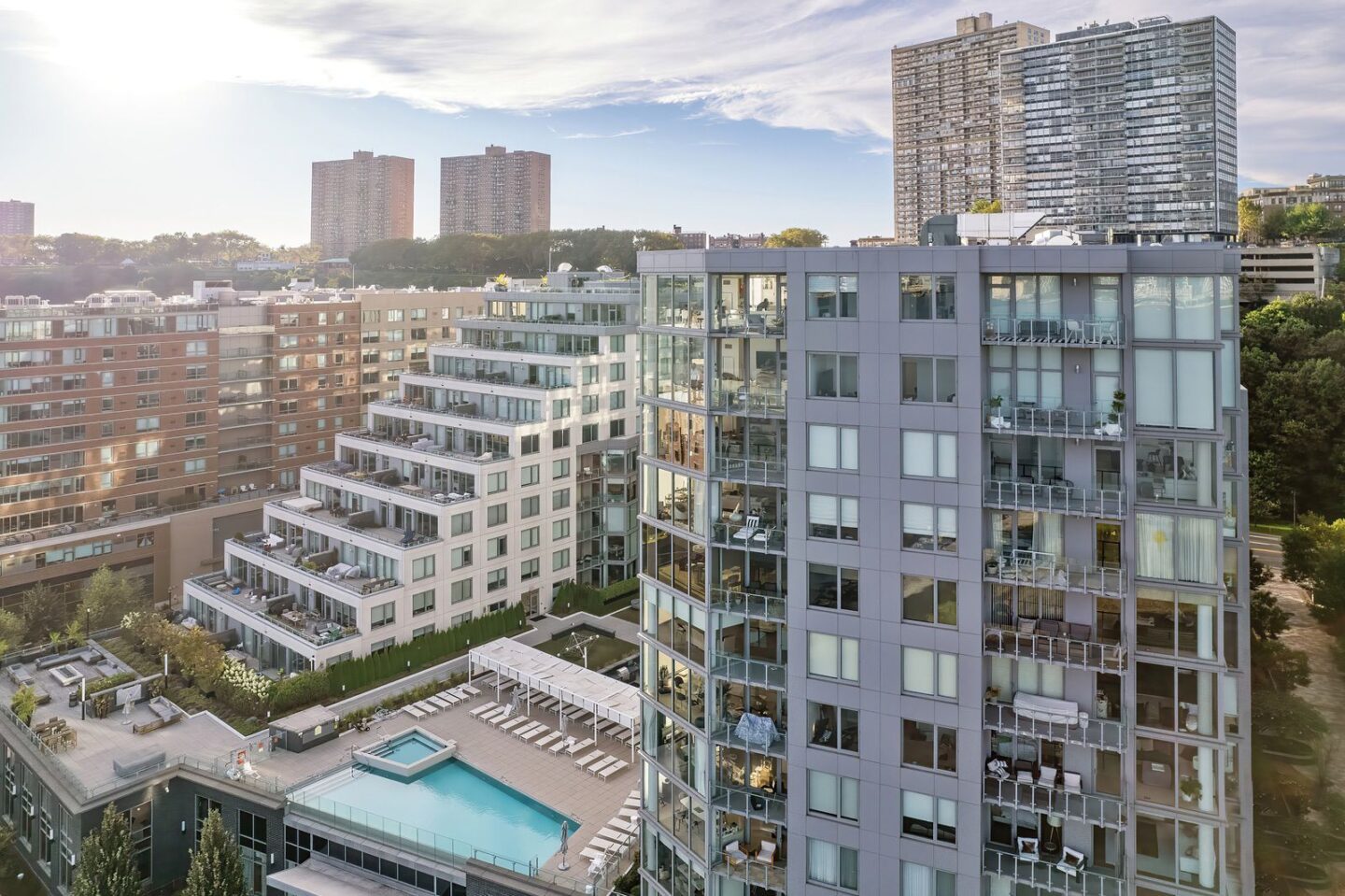 9 Avenue Port Imperial 1207 West New York 8